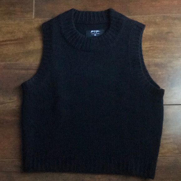 Knit Mock Neck Sleeveless Top - Picture 1 of 3